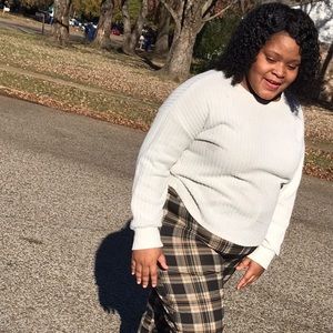 Meet your Posher, Tan